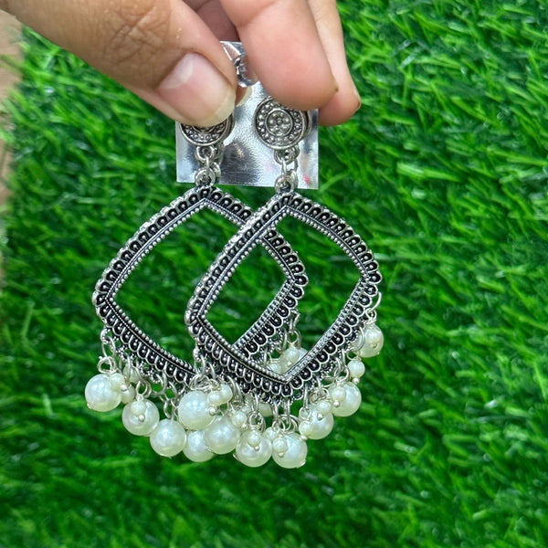 Jhumka Bezel Diamond - Shiny White