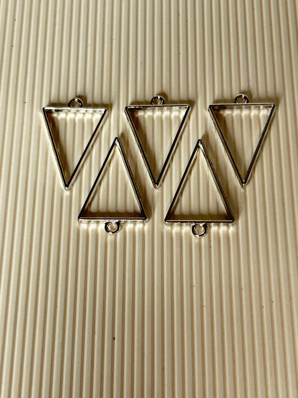 Triangle Bezel Silver