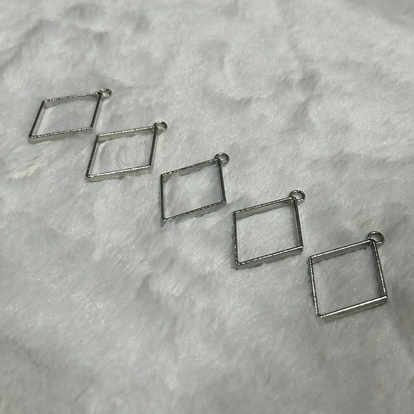 Diamond Bezel - Silver