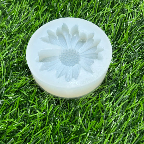Daisy Candle Mould