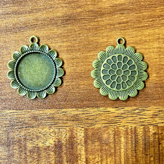 Antique Bezel A1