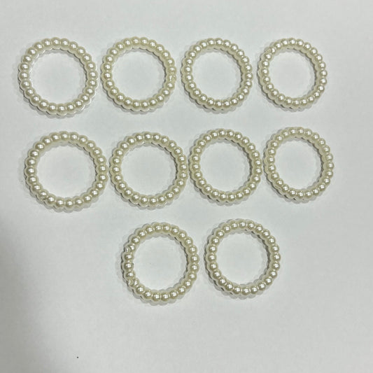 Pearl ring white