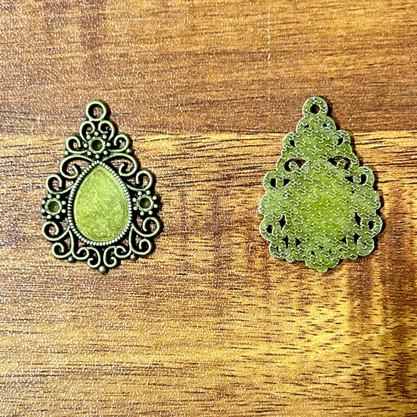Antique Bezel A5