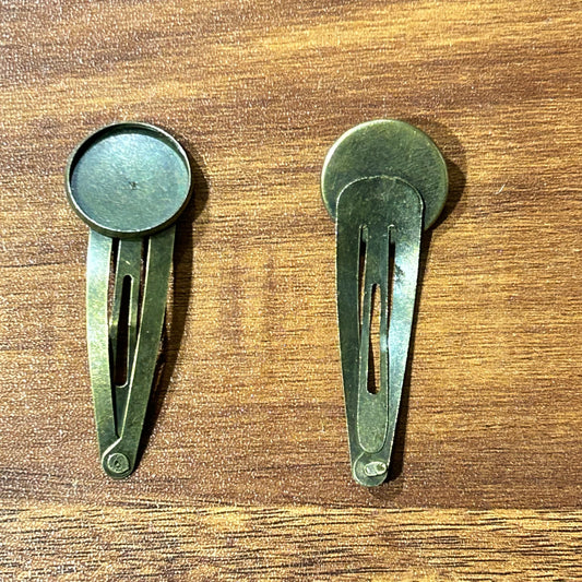 Antique Bezel clips A6