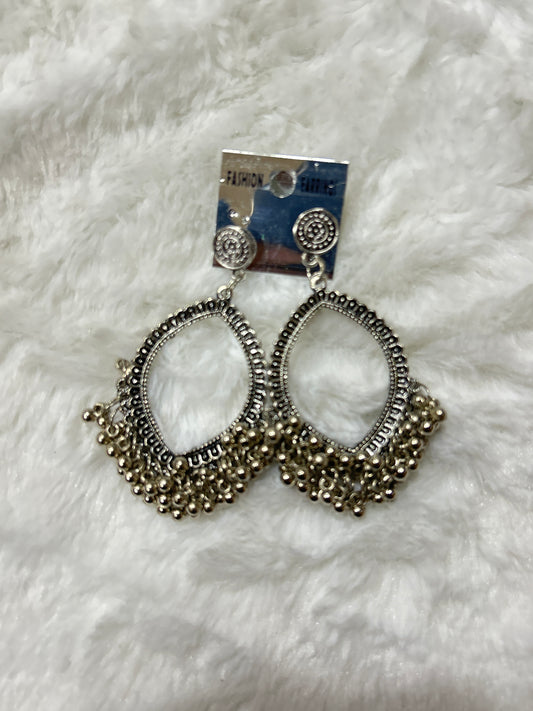 Jhumka Bezel - B8